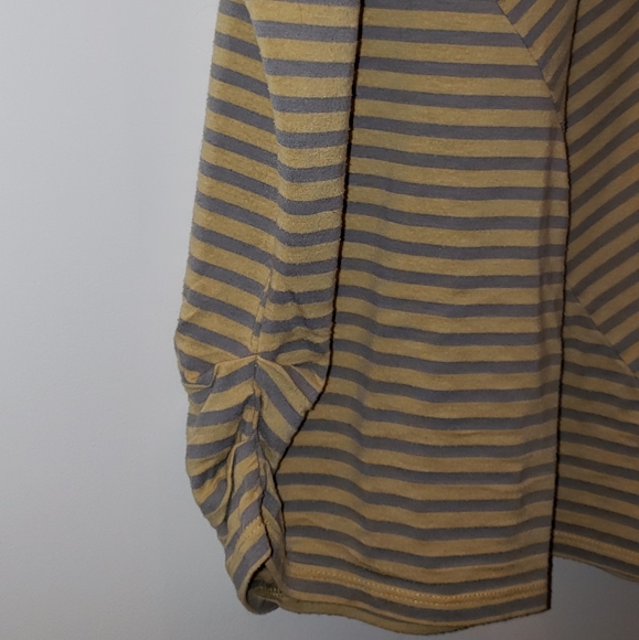 Fenn Wright Manson ruched dolman sleeve top - Picture 3 of 7